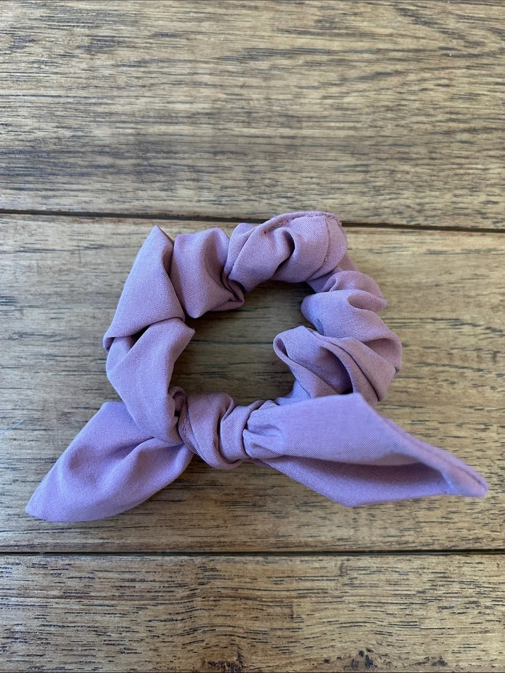 Lululemon Uplifting Scrunchie Bow Quicksand Pink